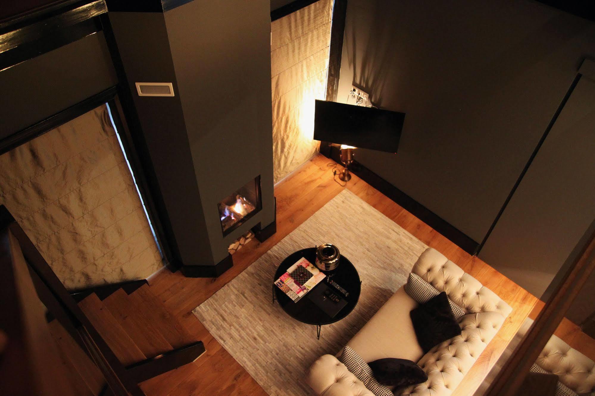 Suitehotel Posthoorn Hotel 4*