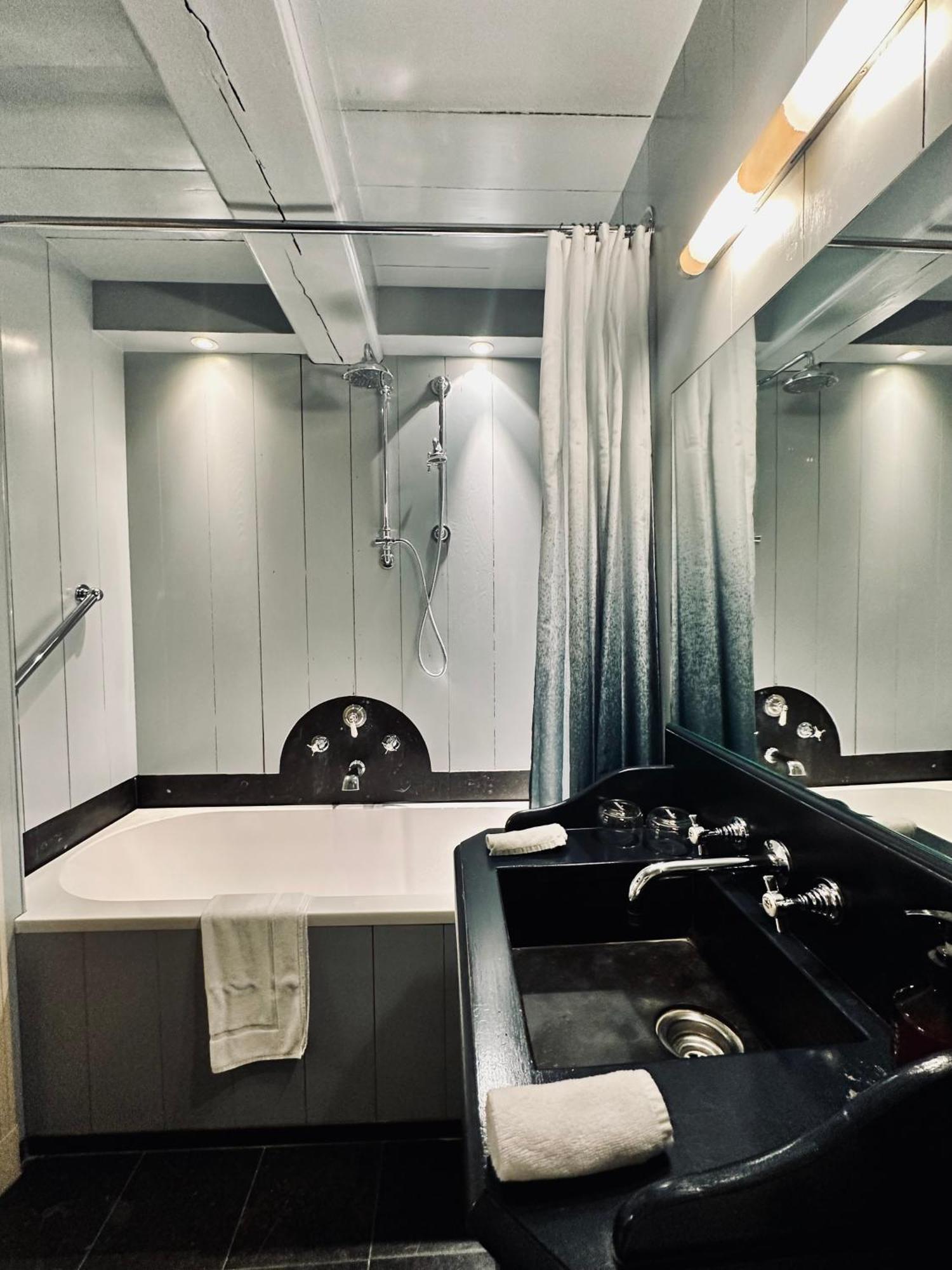 Hotel Suitehotel Posthoorn 4*