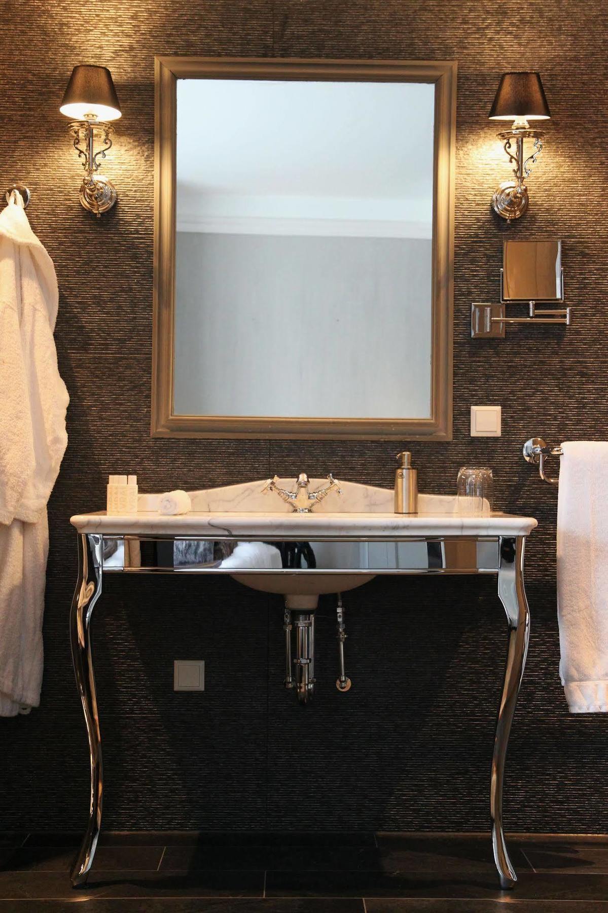Suitehotel Posthoorn 4*