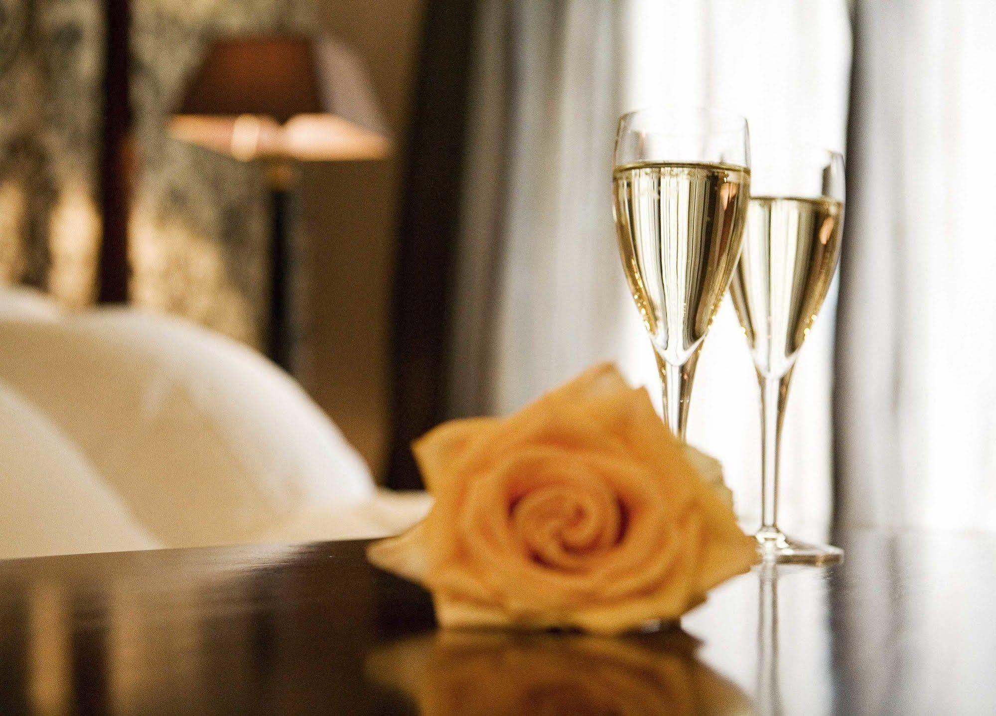 Suitehotel Posthoorn Hotel 4*